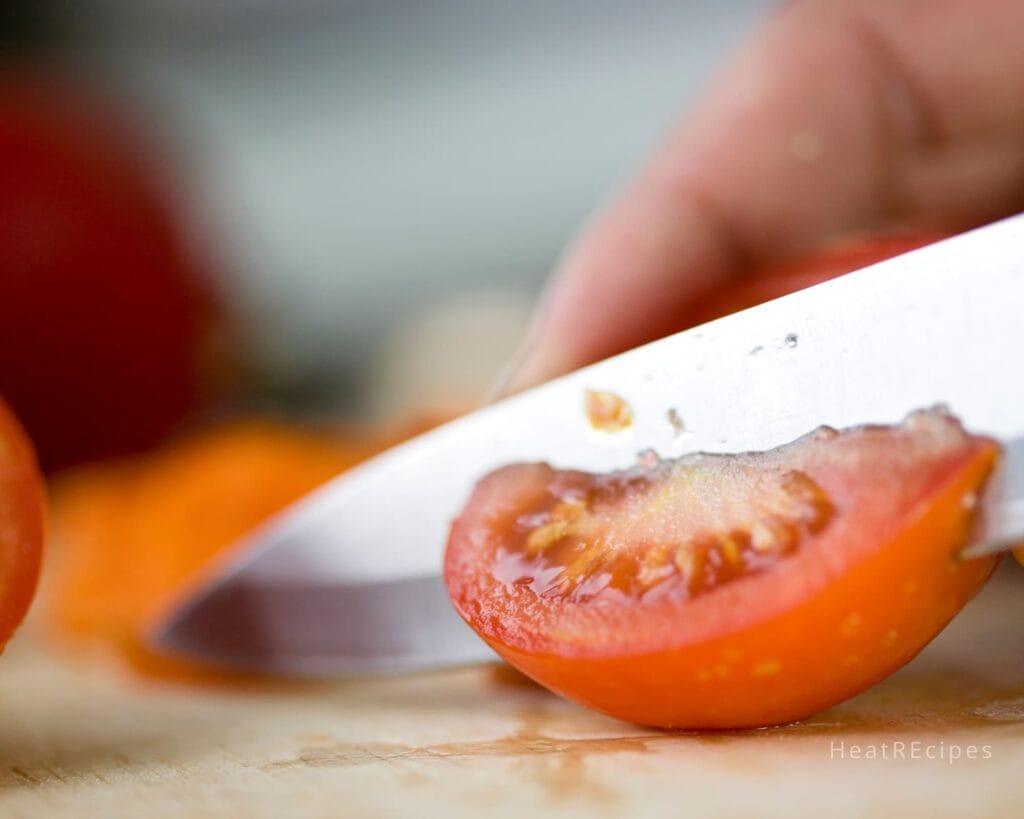 tomato sauce from fresh tomatoes with skin